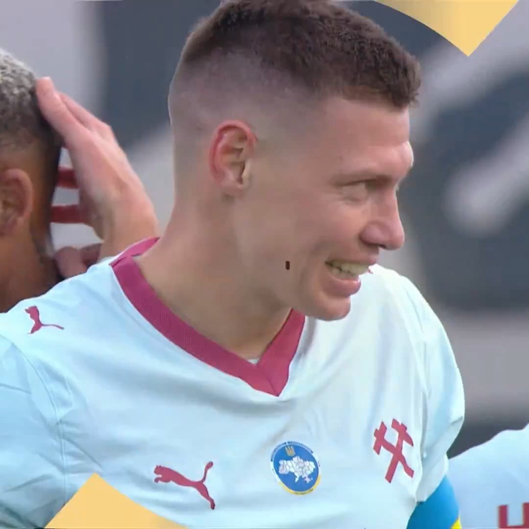 HUMeFnUWMAAIO1L