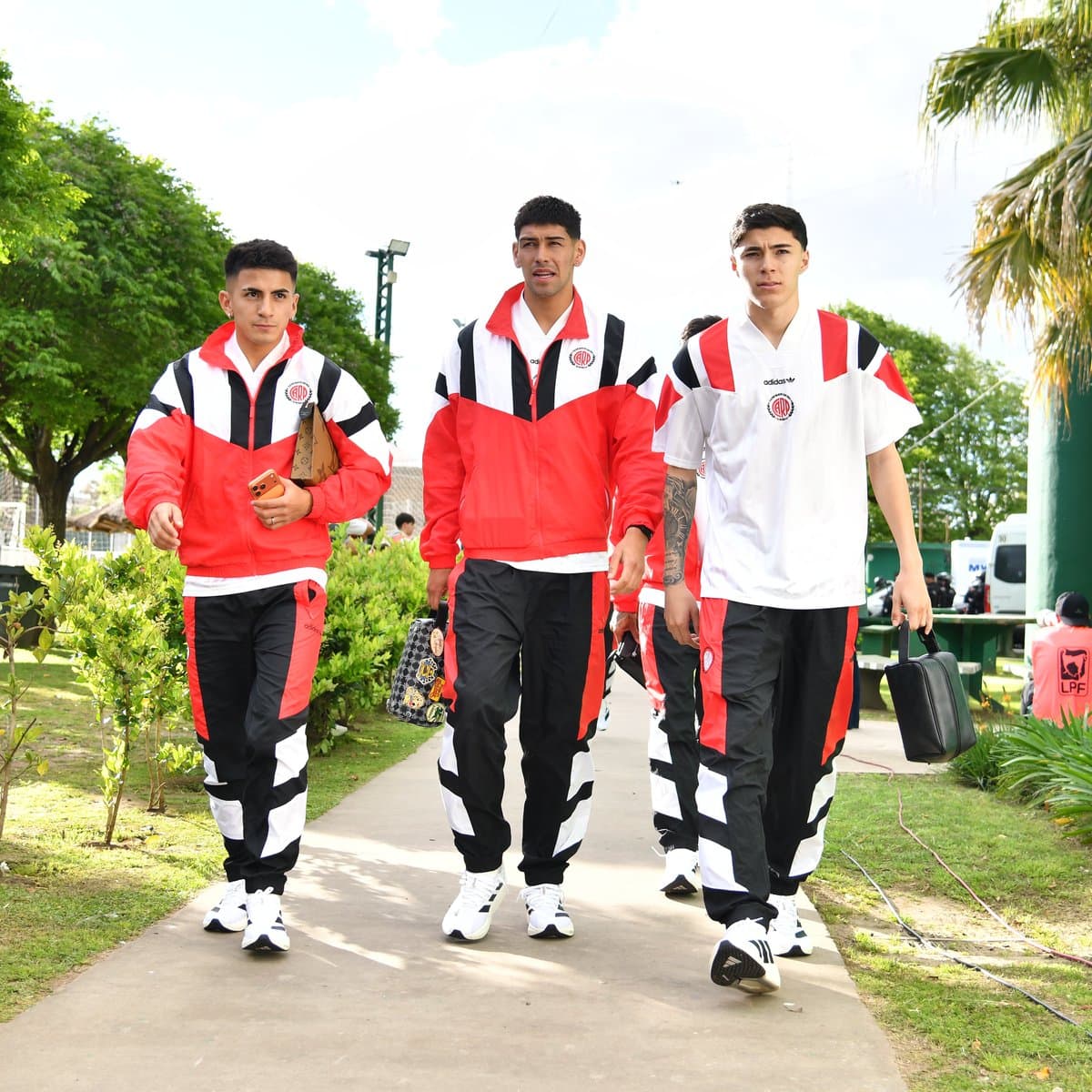 HUnuKa2XAAAcNbL